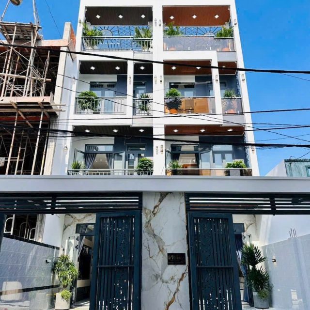 Chiến lược Đầu tư xây bán: mua theo lốc và xây theo từng cặp tại quận 12 (cũ) HCM